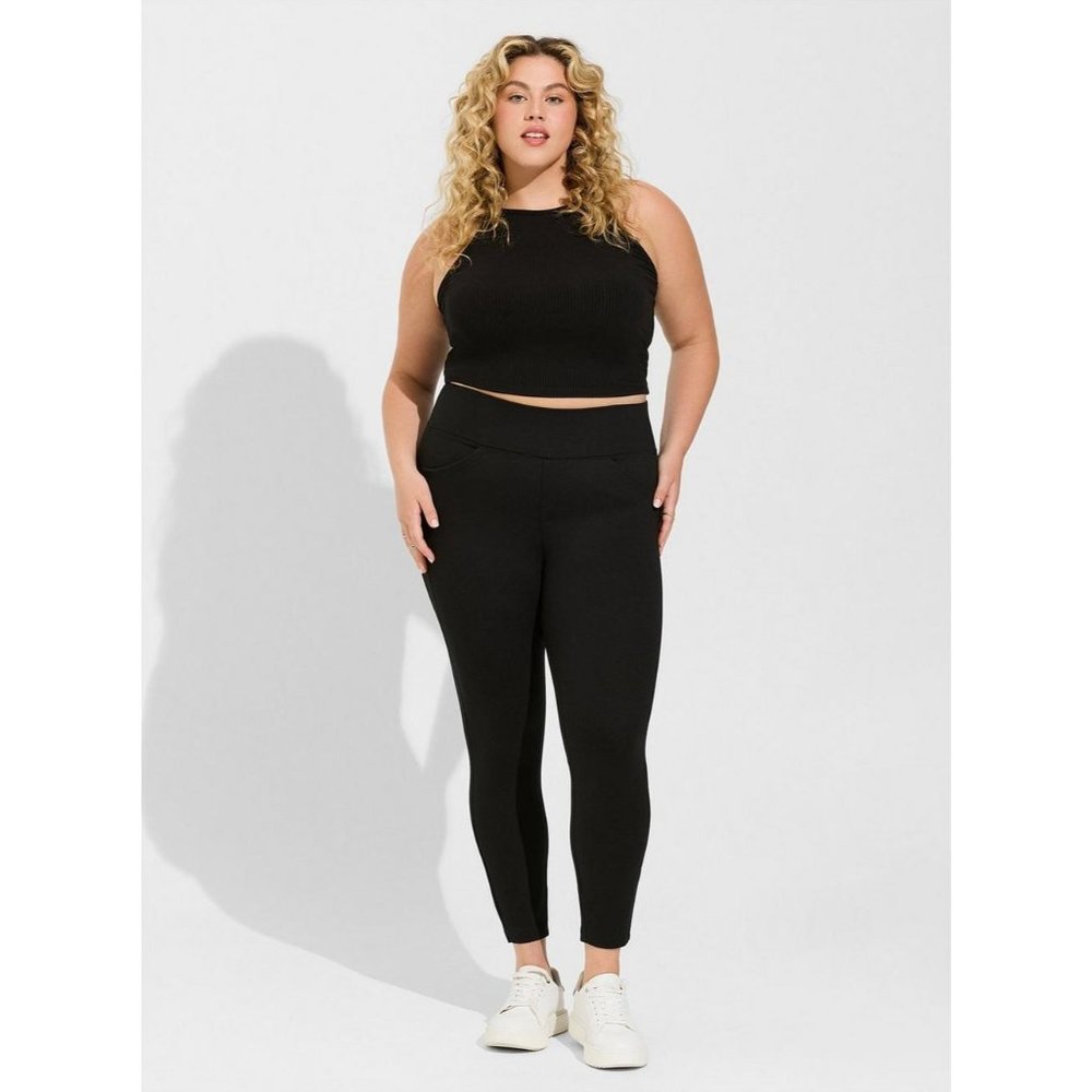 Torrid Womens 2X Black Pocket Pixie Skinny Studio Luxe Ponte High-Rise Pants NWT